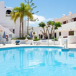 los-cristianos-loft-portroyal-heated-pool-wifi-terrace.tenerifehoteles.net/